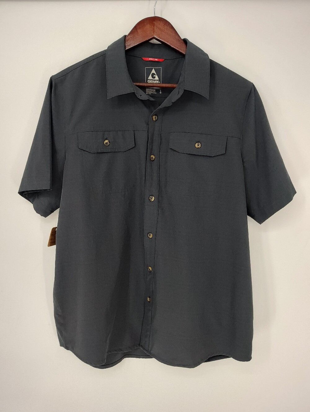 Gerry Mens Short-Sleeve Button-Down Shirt in Charcoal Gray Size Large